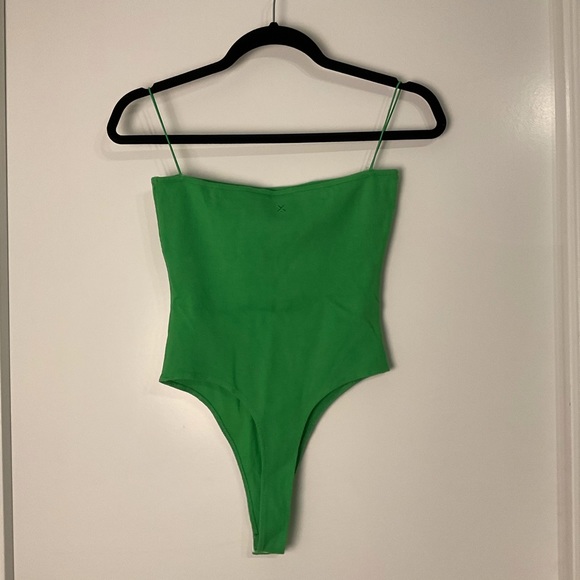 $5 Add on - Collusion green bodysuit - Picture 8 of 8